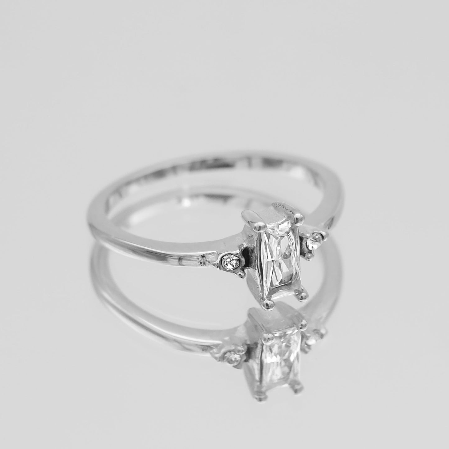 925 Sterling Silver Ariel Ring 5