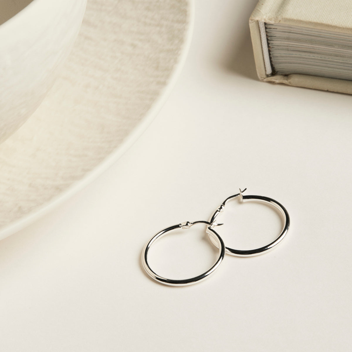 2mm Simple Hoop Silver Earring 4