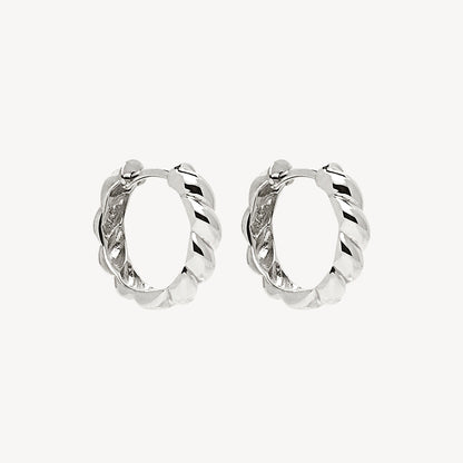 4mm Zippy Twist Huggie Silver Earring 1