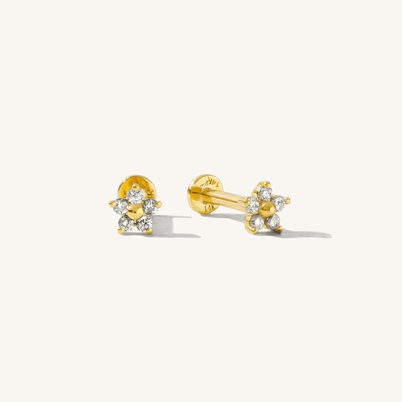 925 Sterling Silver Diamond Flower Flat Back Stud Earrings 6