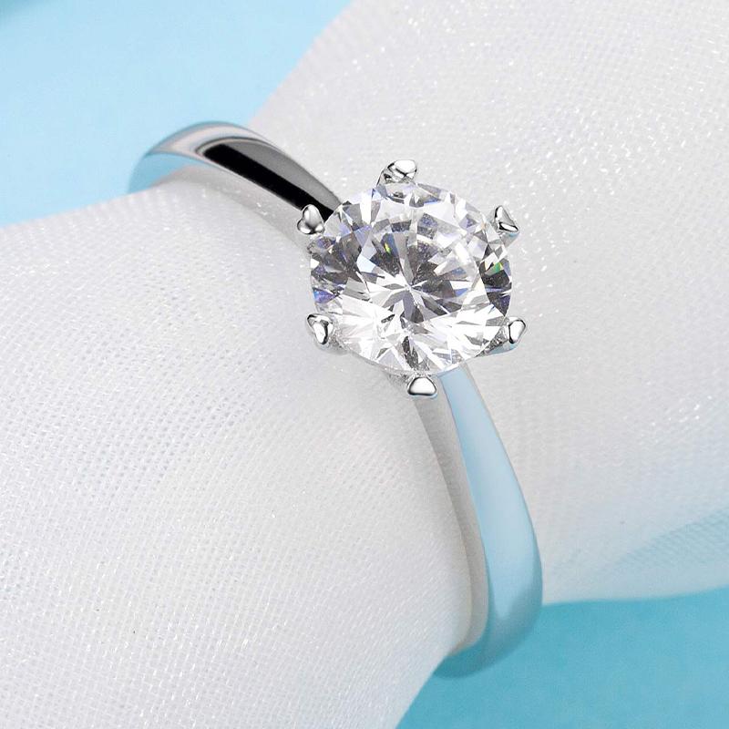 925 Sterling Silver Classic Round Cut CZ Six Prong Solitaire Ring