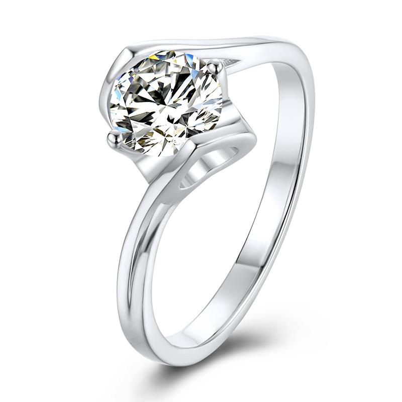 925 Sterling Silver Classic Round Cut CZ Angle Solitaire Rings