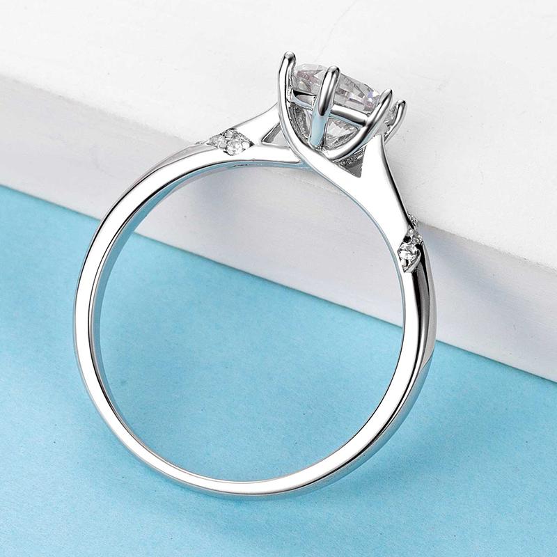 925 Sterling Silver  Classic Round Cut CZ Fashion Solitaire Ring