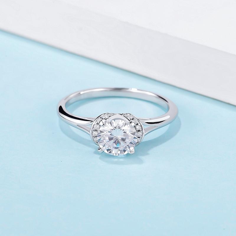 925 Sterling Silver Classic Round Cut Cluster CZ Ring