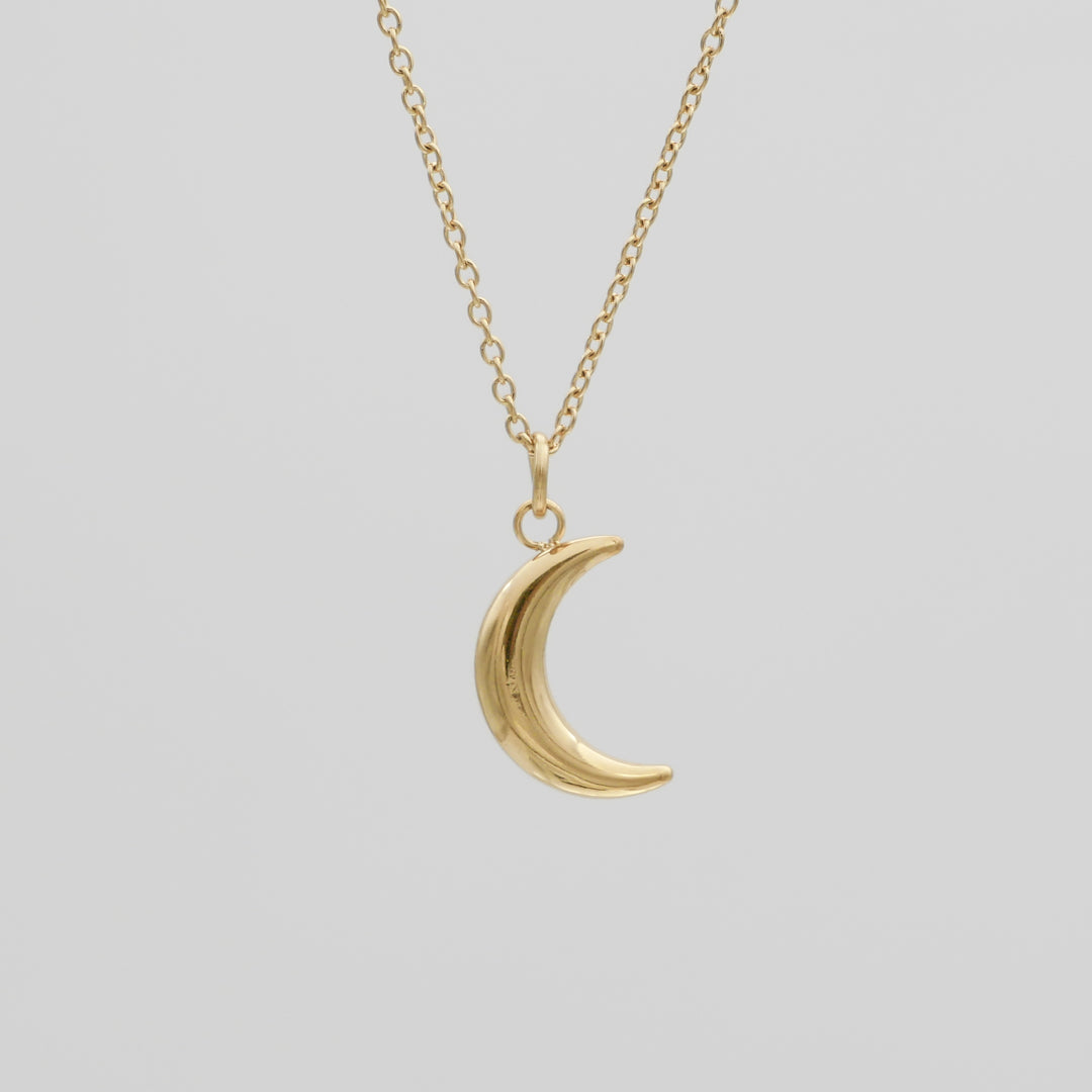 925 Sterling Silver Mini Crescent Moon Necklace 1