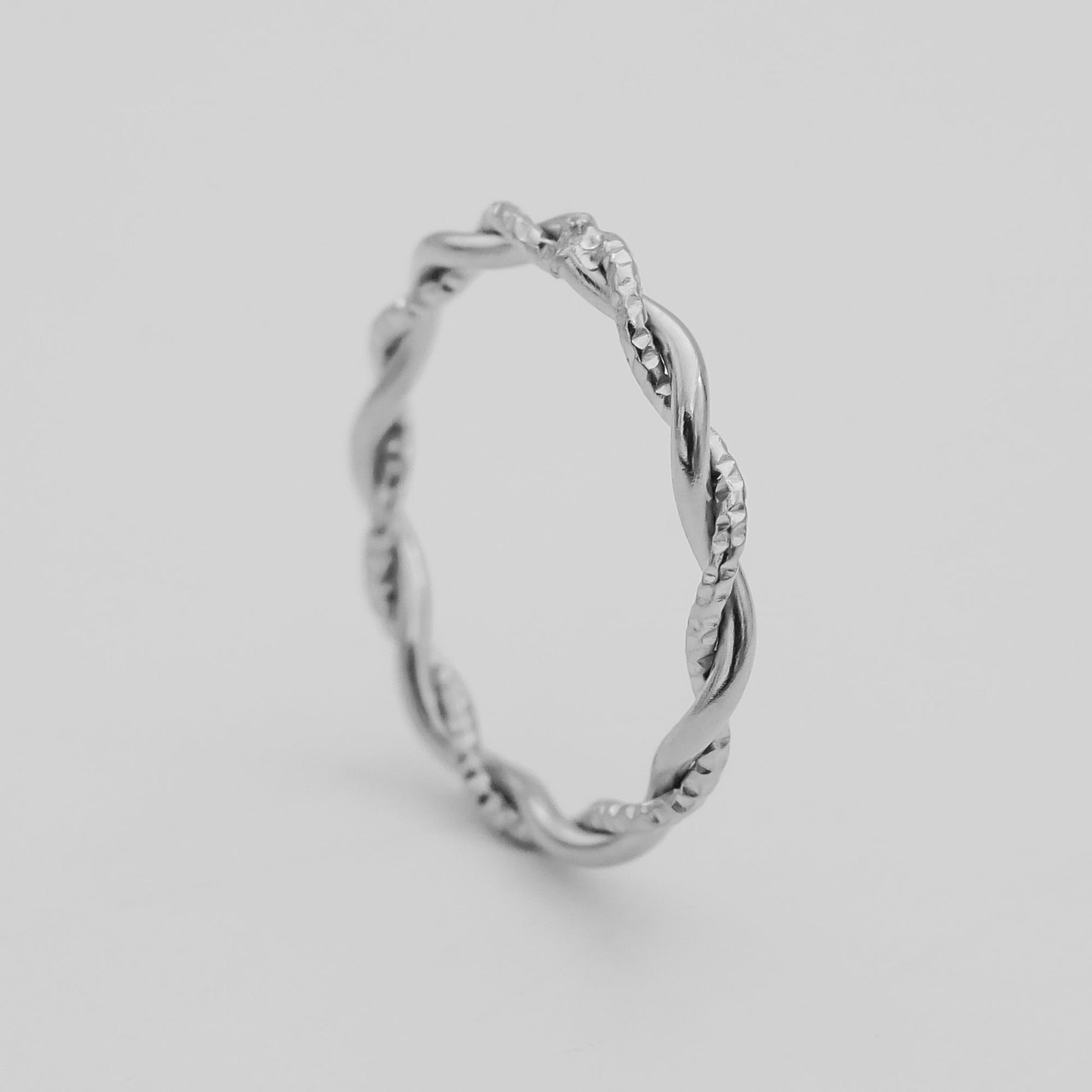 925 Sterling Silver Aicha Twisted Ring 4