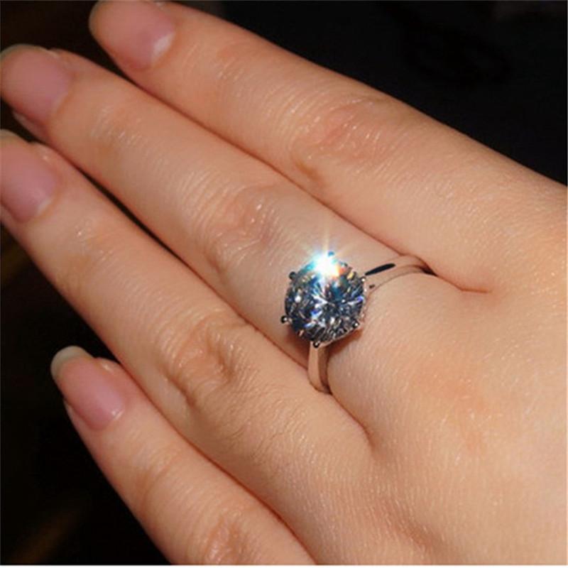 925 Sterling Silver Classic Round Solitaire Brilliant Ring