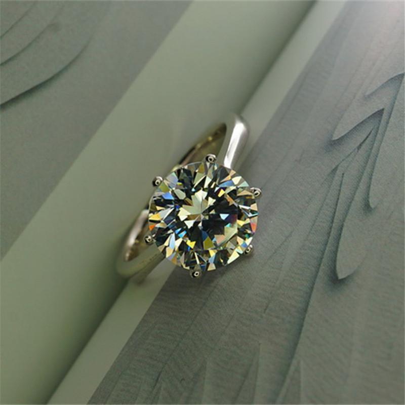 925 Sterling Silver Classic Round Solitaire Brilliant Ring