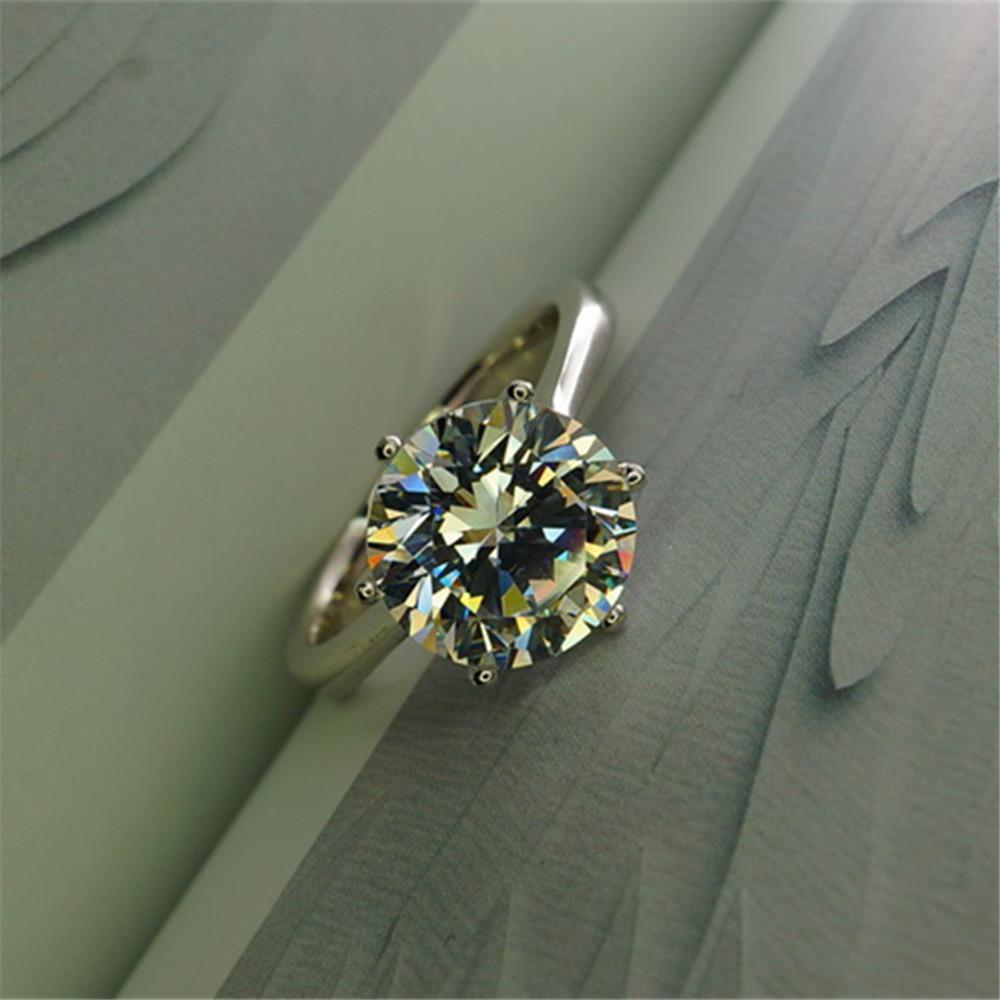 925 Sterling Silver  Classic Round Brilliant Cut CZ Solitaire Ring