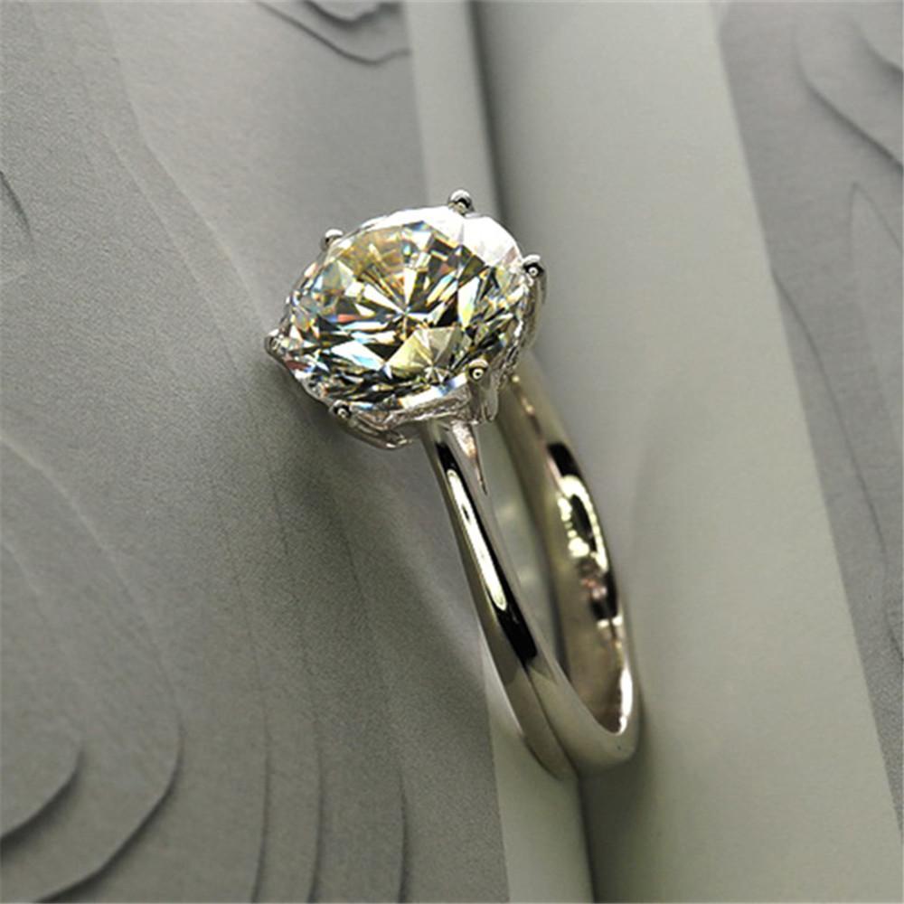 925 Sterling Silver Classic Round Solitaire Brilliant Ring