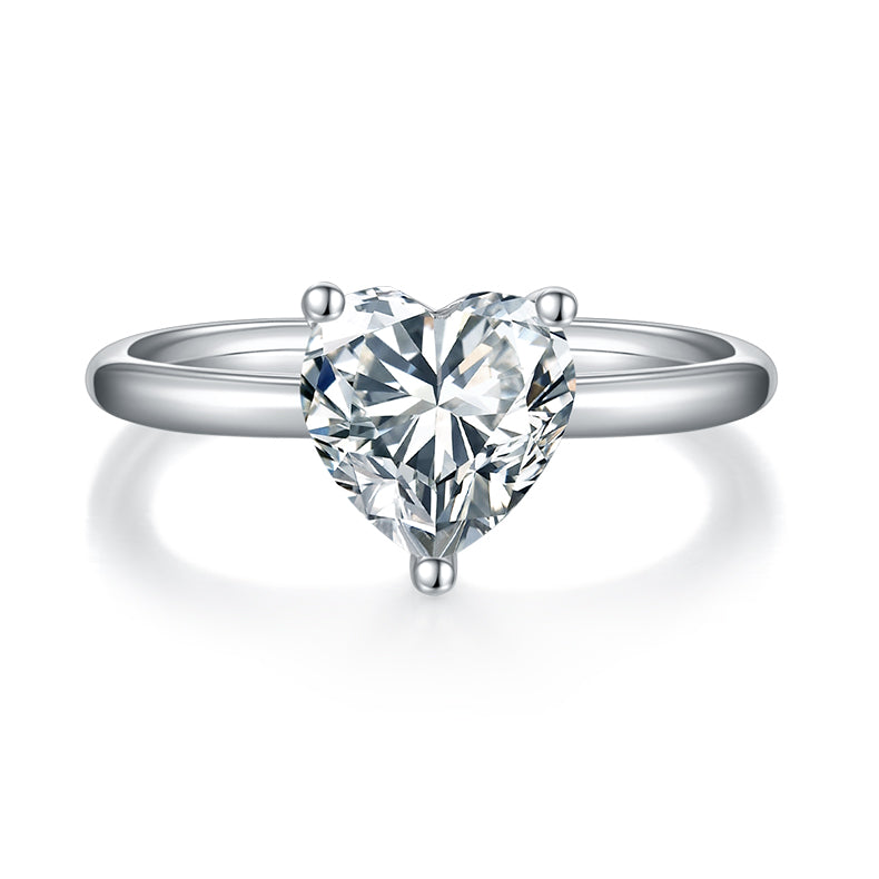 925 Sterling Silver Heart Shaped Solitaire Style Ring 1